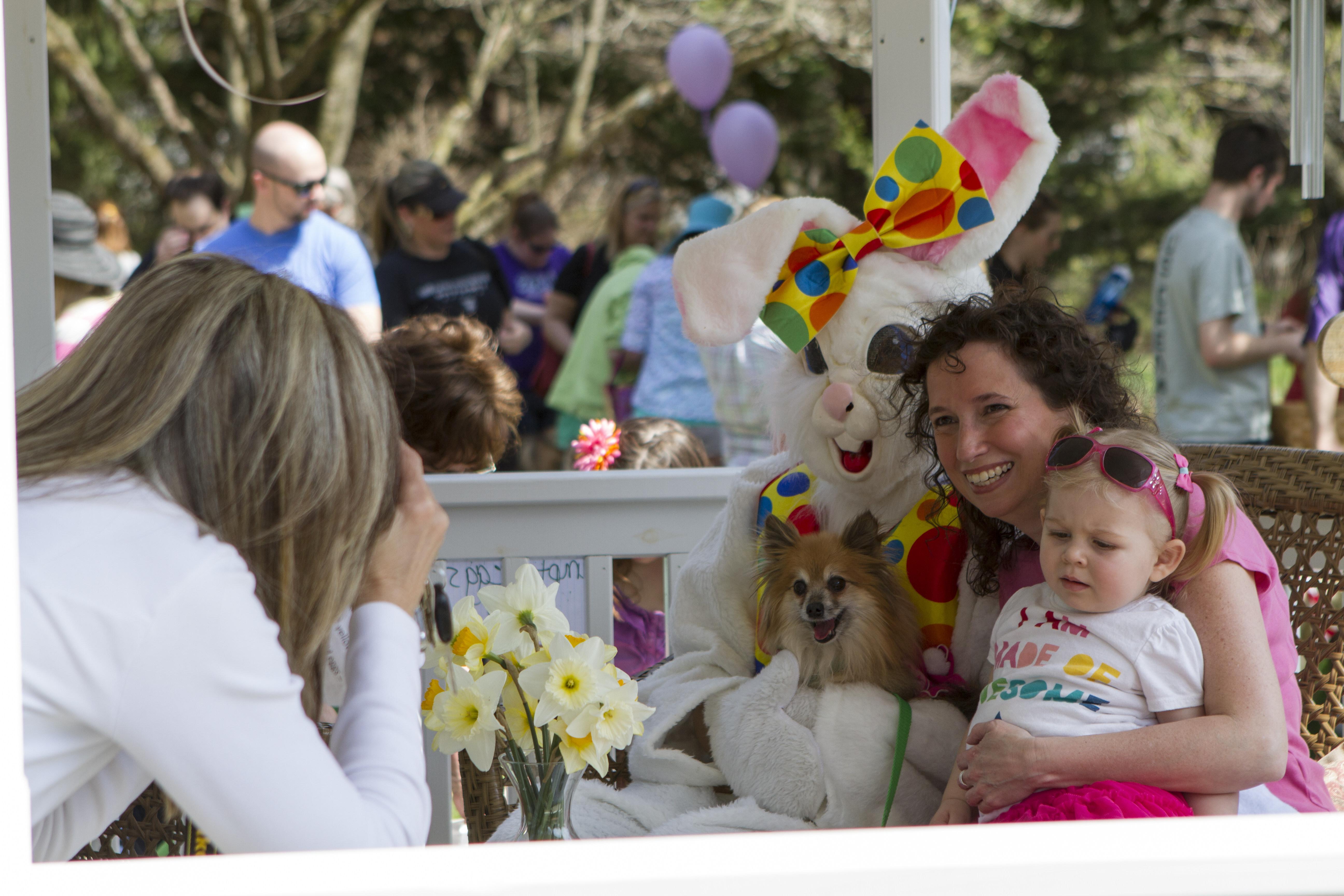 Deanna Pedicone, her daughter, Zoe, and their dog, Annabelle, with the Easter Bunny at Easter Bone Hunt in 2014.